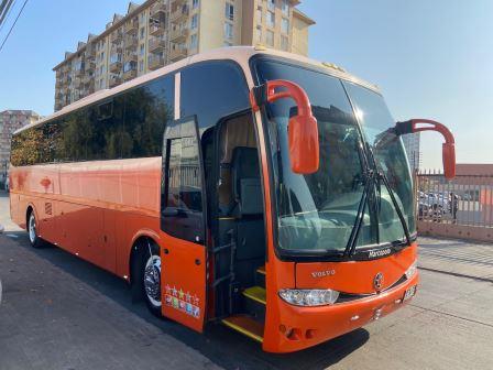 traslados corporativos en buses de turismo en Santiago