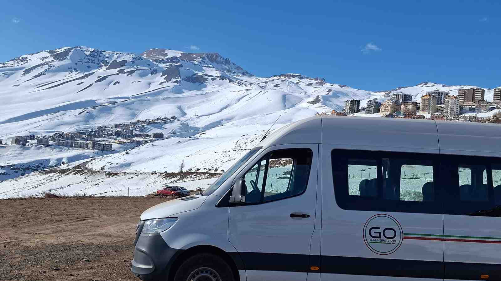 Tour a Valle Nevado en Van de GotransferVip