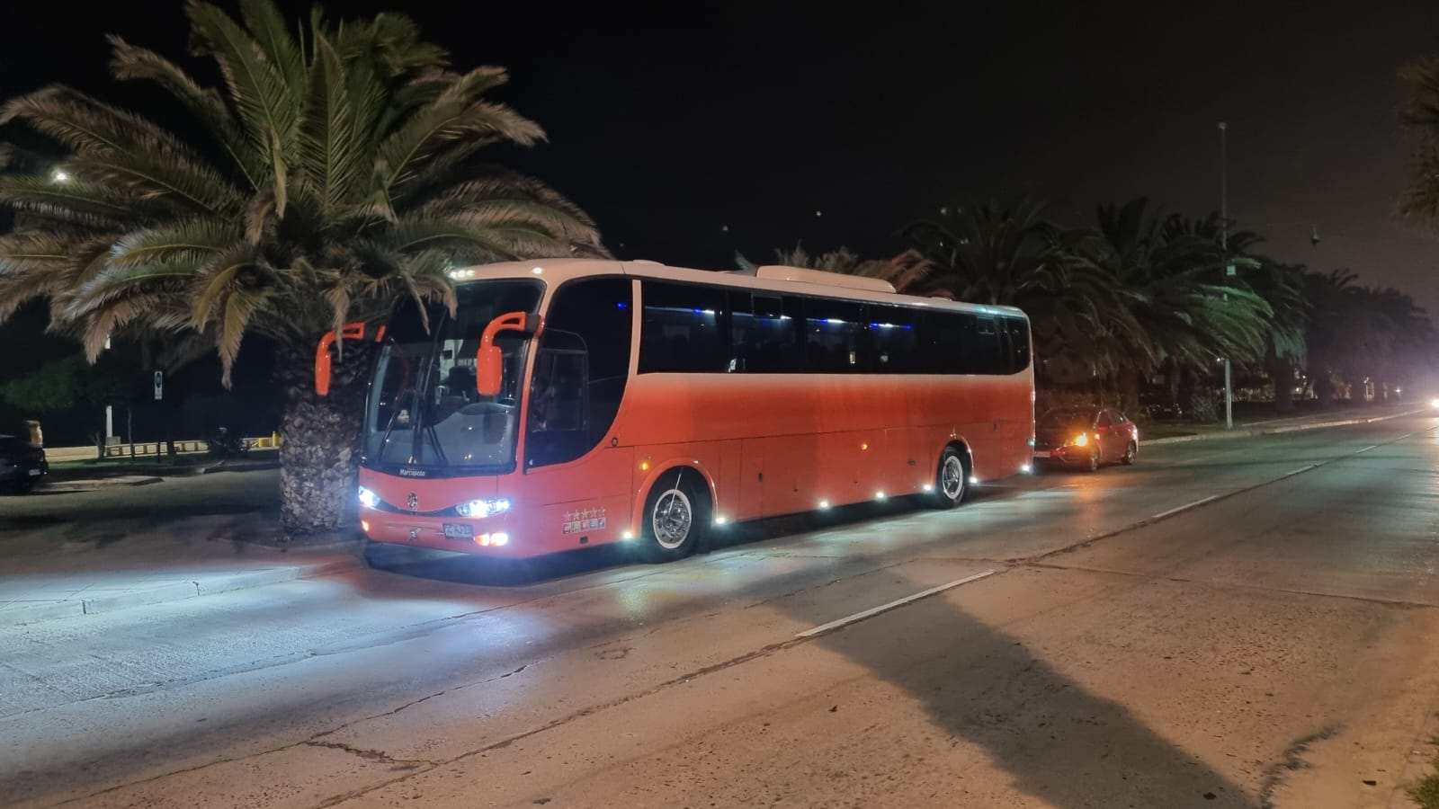 transporte nocturno de personal el bus